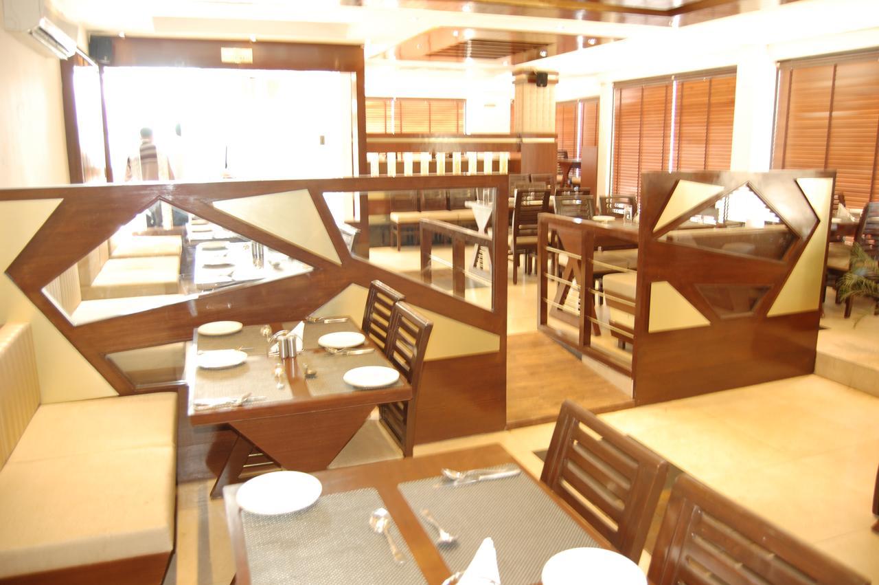 Centarosa Resort Chail Buitenkant foto